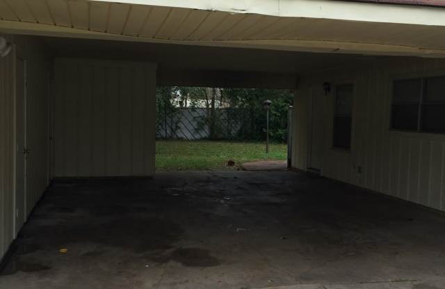 2509 Plantation Dr Gallery 1