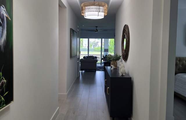 8955 Kingston Street Gallery 4