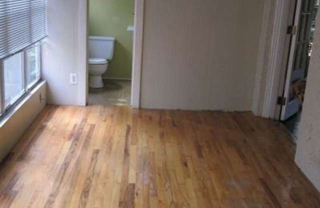 1539 Isabel Court Gallery 3