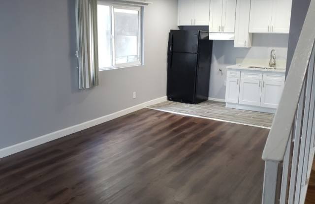 5836 Harold Way Gallery 4