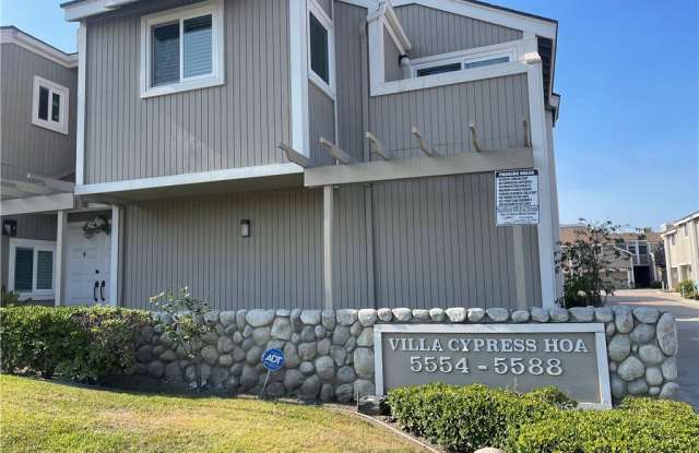 5586 Orange Avenue photos photos
