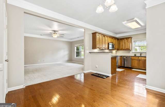 606 Lofty Lane SW Gallery 4