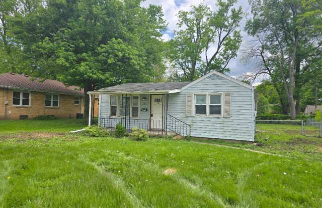 2 Bedroom Home in Normal photos photos