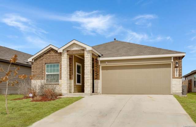 14815 BERKSHIRE WAY Gallery 1
