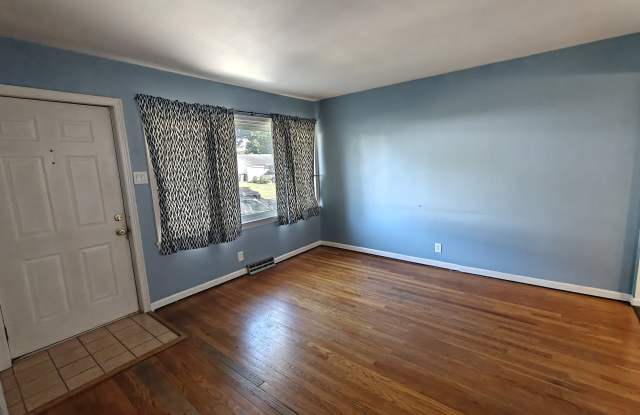 114 Sue Ln Gallery 2