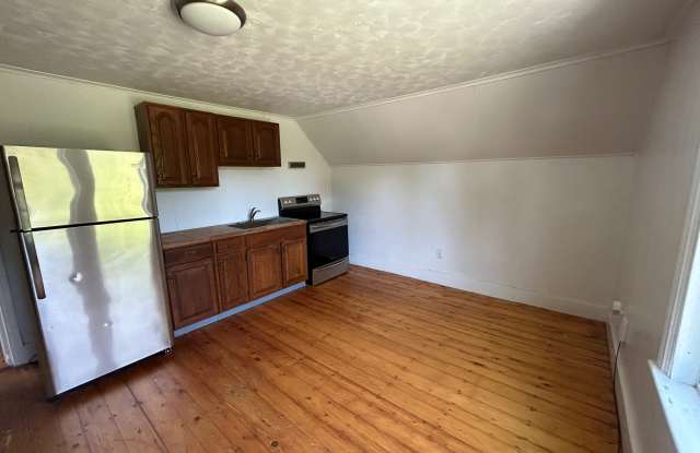 12 Boynton Street - 2 photos photos