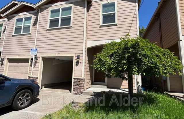 347 Norway St NE photos photos
