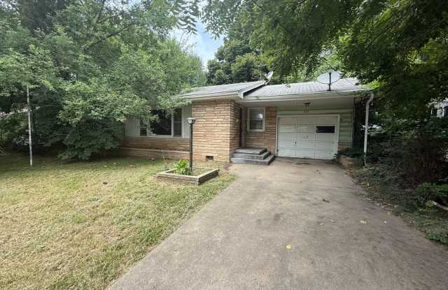 3 Bedroom 1 Bath with 1 Car Garage! photos photos