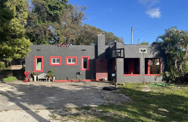 597 NW 69th St photos photos