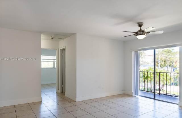 1290 NE 119th St photos photos