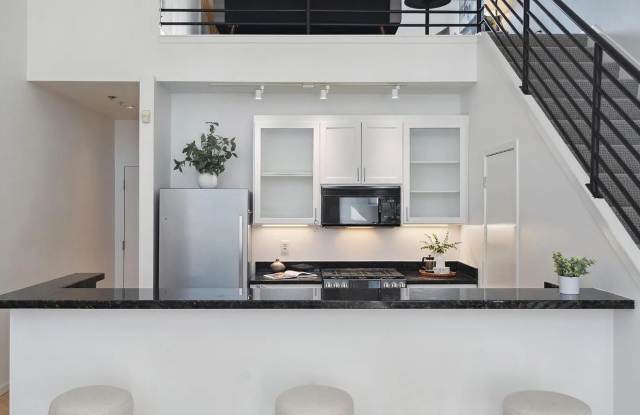 3118 18th St Apt 6 photos photos