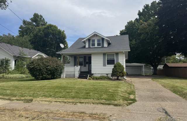 2139 30TH Street - 2139 30th Street, Rock Island, IL 61201