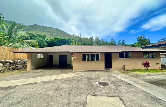 3 Bedroom / 1 Bathroom Home on Iao Valley Rd! photos photos