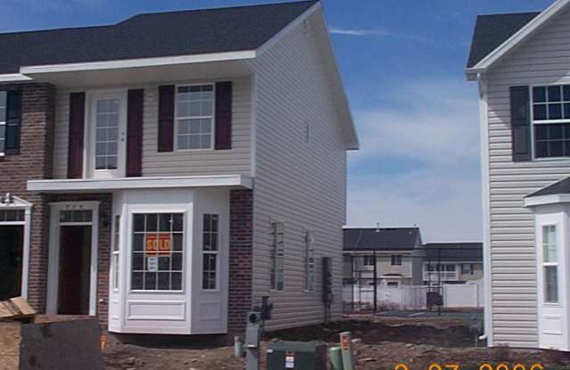 Townhome in Fantastic Springville Location - 735 North 200 East Street, Springville, UT 84663