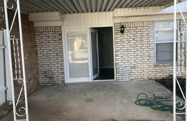 1427 N Glen Dr Gallery 2