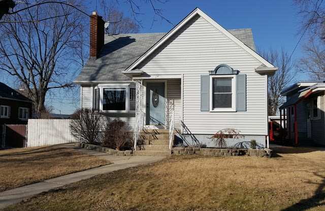 112 Elizabeth Street - 112 Elizabeth Street, Calumet City, IL 60409