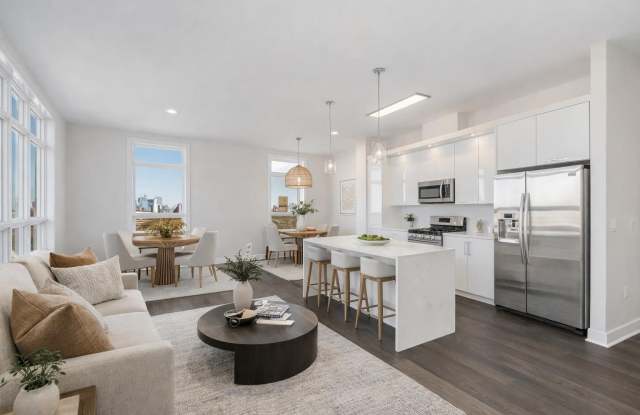 119 PETER ST photos photos