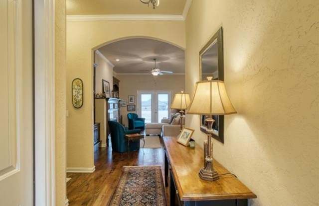 10724 Masters Cir, Jenks, OK 74037 — 3 Bed / 2 Bath | One Story in Jenks | Gated Community | Pond View Gallery 4