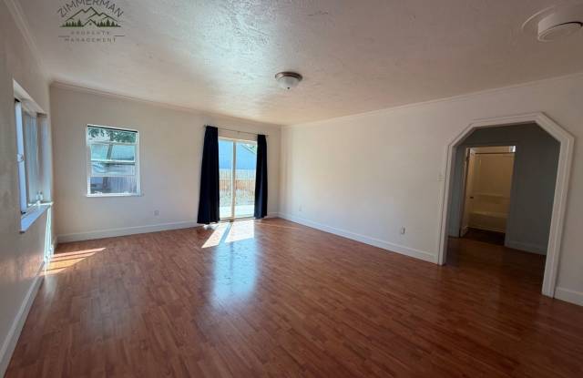 2 bedroom 1 bath home in Springfield Gallery 3