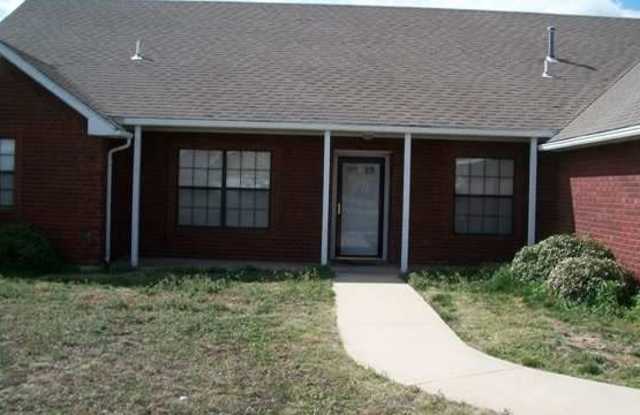 17 NW Millcreek Rd. photos photos