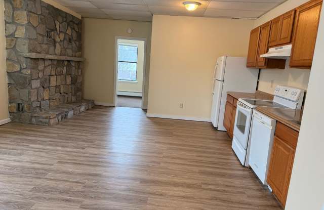 1856-1858 Park Street - 2 photos photos