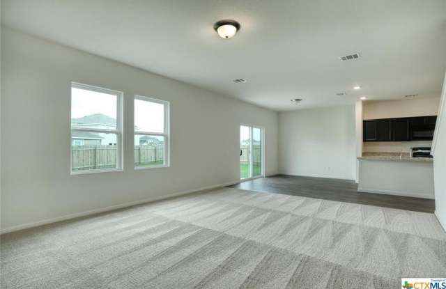 160 Seneca Loop Gallery 4