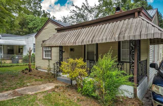 Exciting Opportunity Near Shopping and Entertainment! Gallery 3