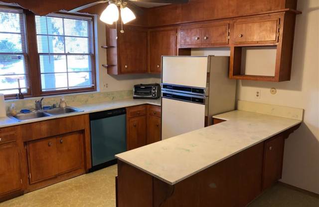 8907 Mariposa St. Gallery 2