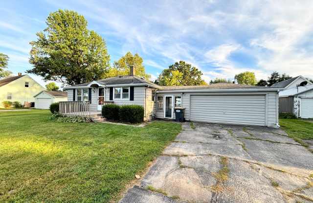 2-bedroom 1 bath close to downtown Saint Joseph photos photos