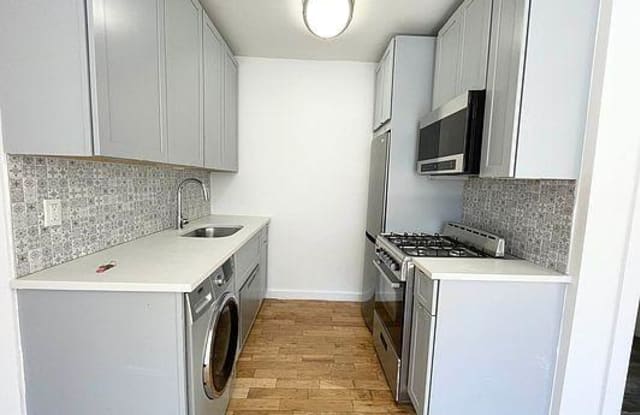 169 West 228th Street photos photos
