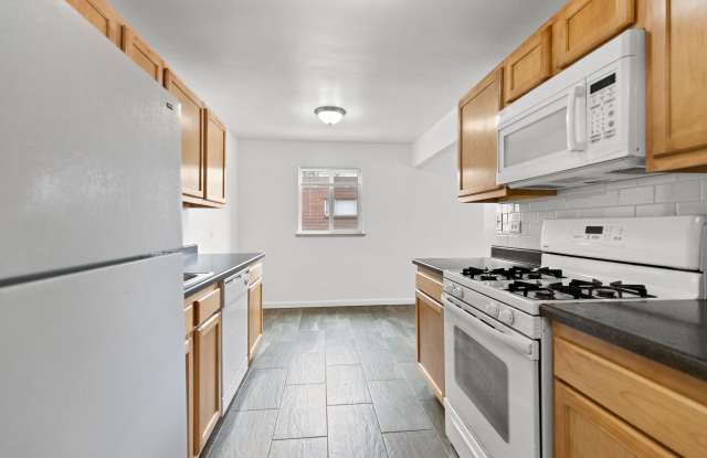 1671 Cook Gallery 4