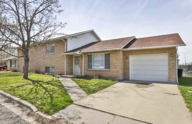 3 Bedroom / 2 Bath Home in Bountiful! photos photos