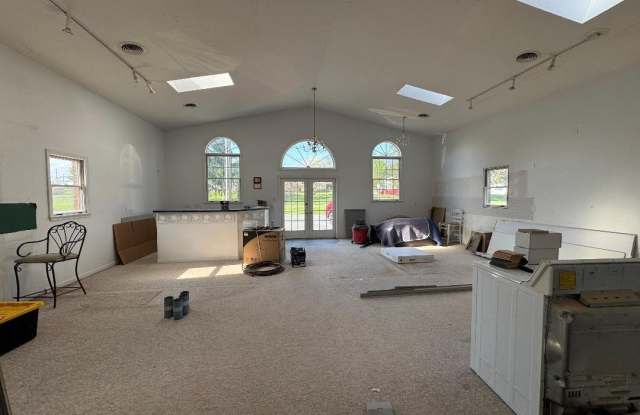 1140 MATHIAS Road Gallery 4