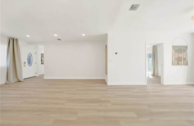 2161 Miner Street Gallery 2