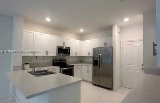 1405 SE 26th Terrace 1405, Homestead, FL 33035 - 1405 Southeast 26th Terrace, Homestead, FL 33035