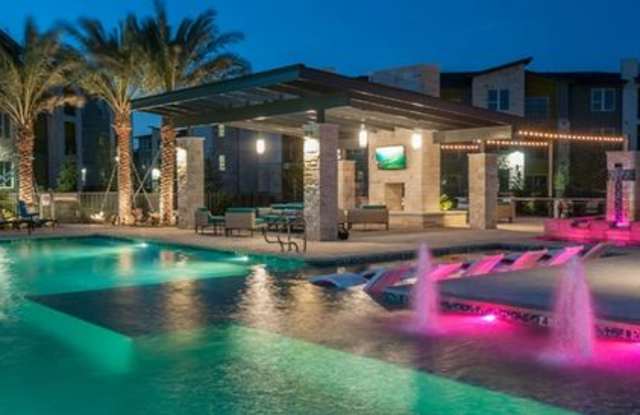 14400 The Lakes Boulevard Gallery 2