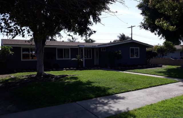 2124 W. La Palma Ave. Gallery 3