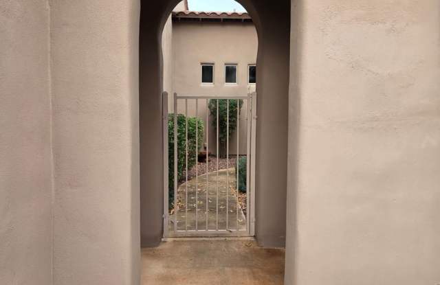Furnished, Long-Term Rental - 3-12 Month Lease Option. Gallery 3
