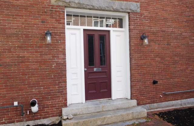 125 W Merrimack Street - 125 West Merrimack Street, Manchester, NH 03101