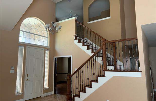 1105 Candlewood Trail Gallery 3