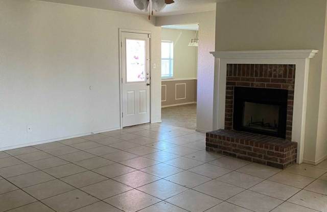 3810 JOHN  HAEDGE DR Gallery 2