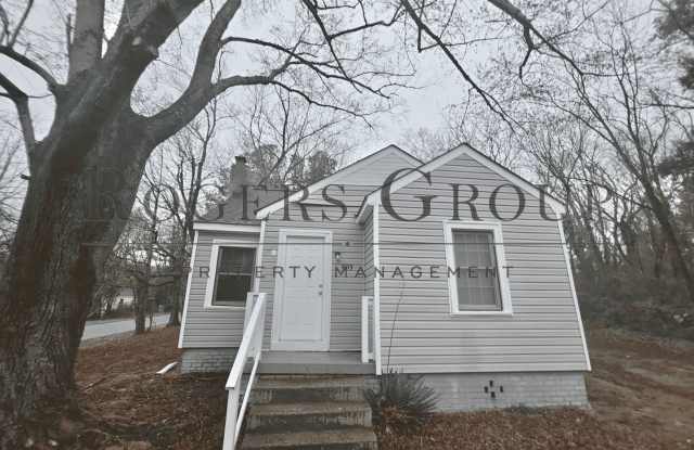 Homes for Rent in Henderson NC - 803 Roberson Street- Schedule Showing Online at www.rentnc.net photos photos