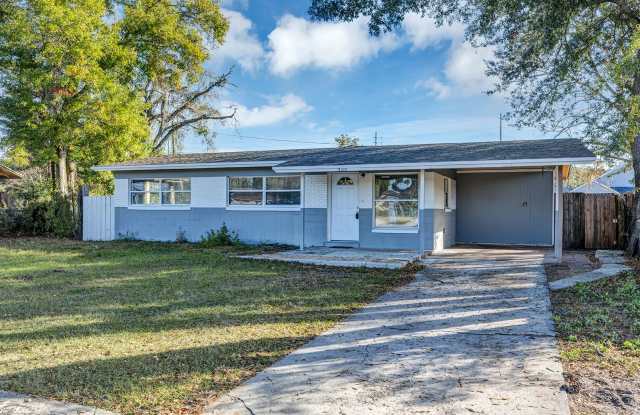 3-Bedroom Home with Spacious Living Area, Garage  Fenced Yard – Orlando photos photos