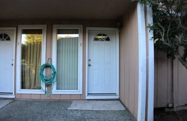 19500 NW Mahama Place Unit C - 19500 Northwest Mahama Place, Rockcreek, OR 97229