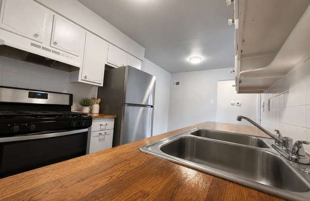 3601 Hallmark Ln photos photos