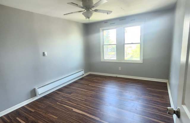 44 Oregon St Gallery 2