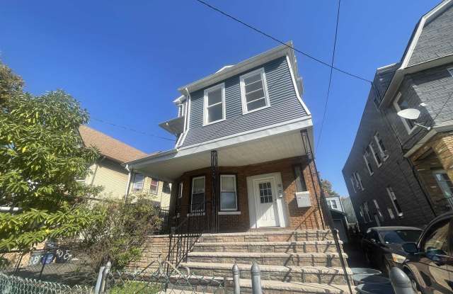 18 WARNER AVE - 18 Warner Avenue, Jersey City, NJ 07305