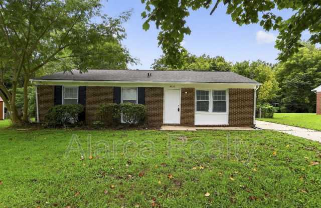 4713 Plaza Rd photos photos