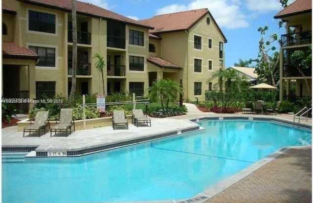 4541 W Mcnab Rd photos photos