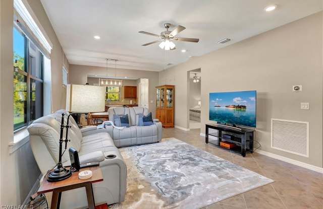 11272 Carlingford Road Gallery 4